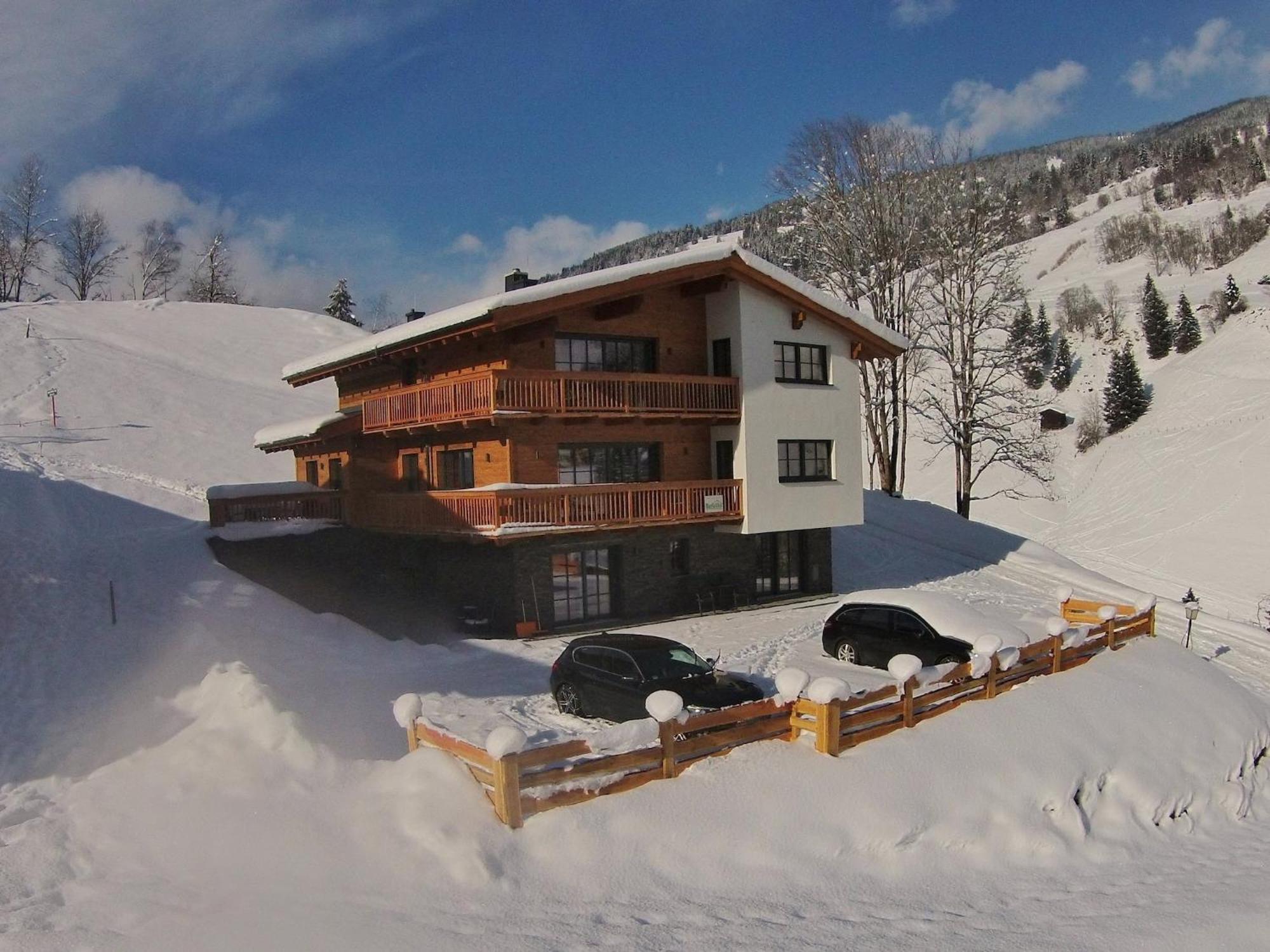 Modern Chalet With Sauna Near Ski Area In Saalbach Hinterglemm Salzburgerland エクステリア 写真