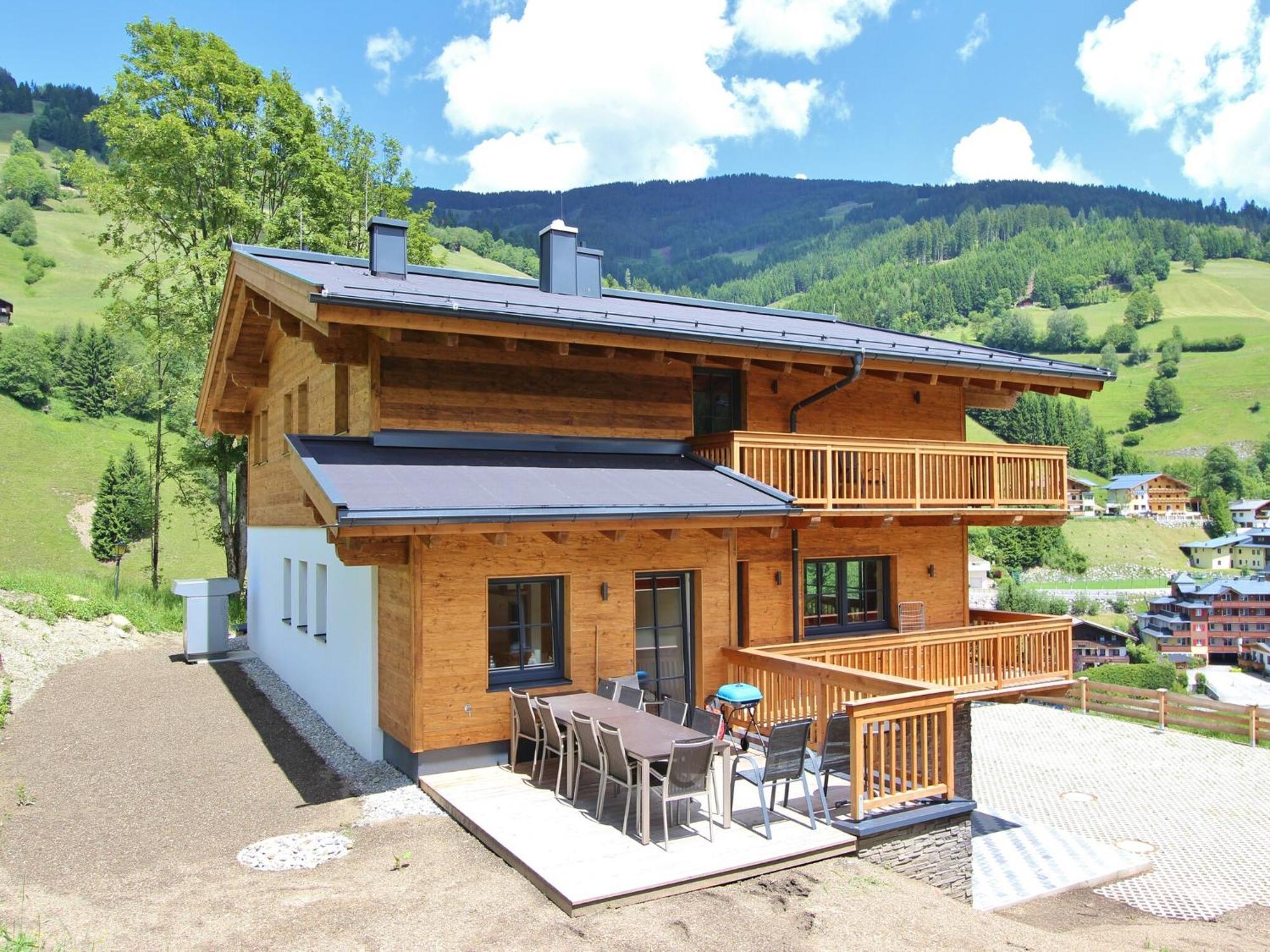 Modern Chalet With Sauna Near Ski Area In Saalbach Hinterglemm Salzburgerland エクステリア 写真